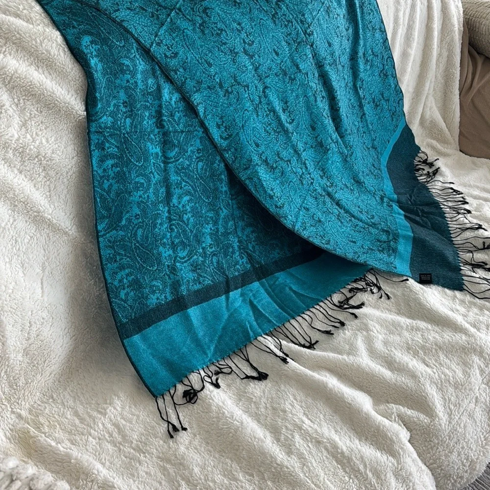 Elegant Paisley Teal Scarf